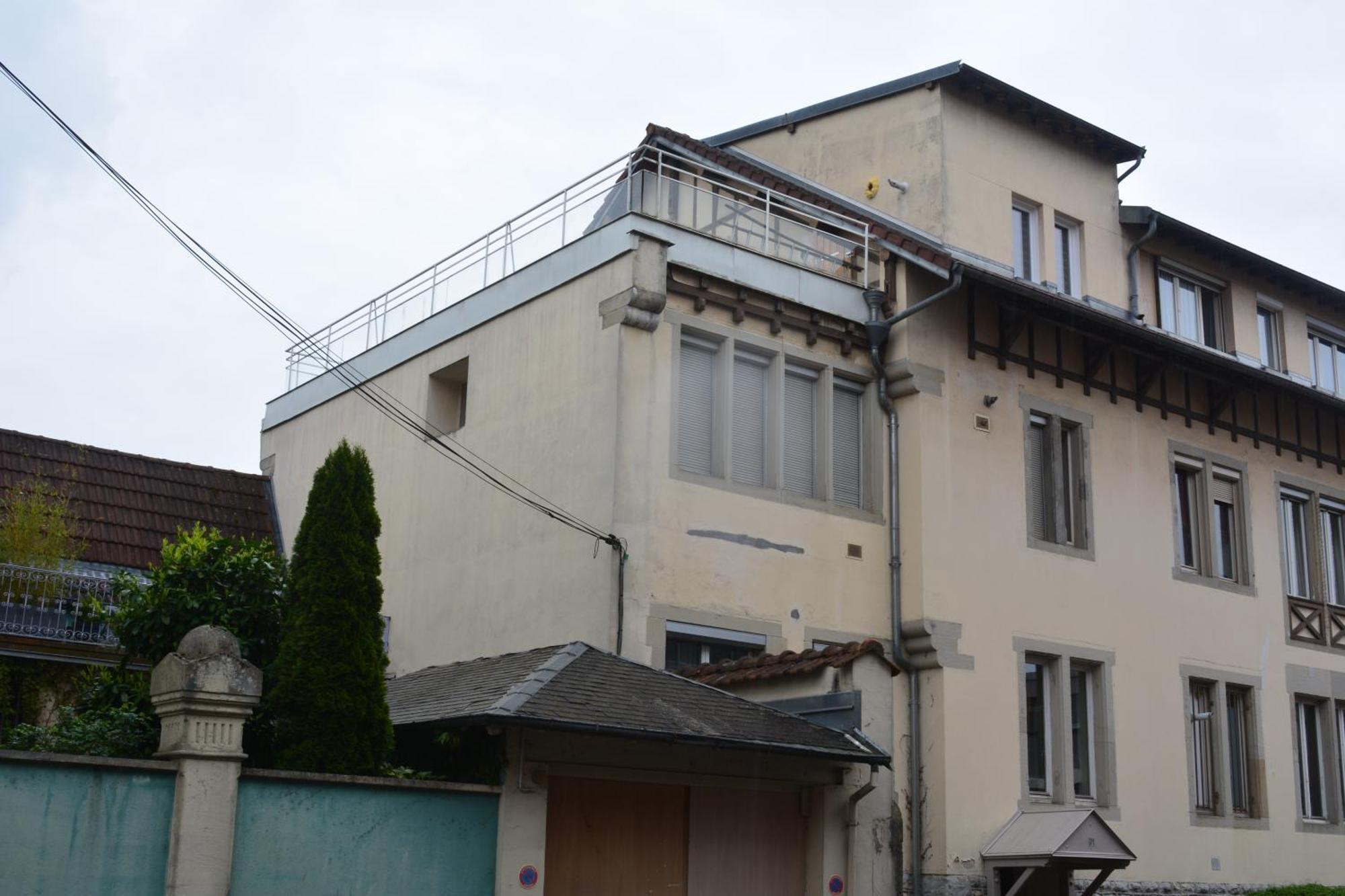 Appartement-terrasse Parking Prive Meuble De Tourisme 4 Etoiles Apartamento